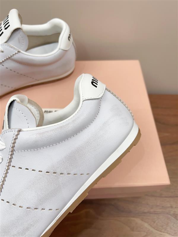 20243518433388 22035